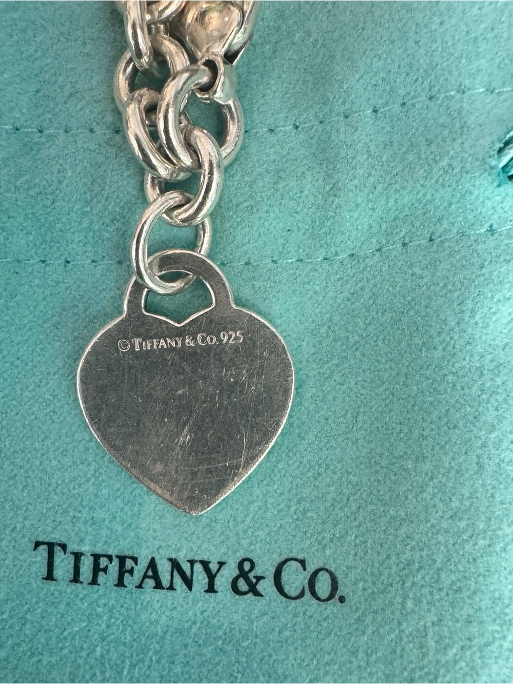 Tiffany & Co. iconic Return to Tiffany® Heart Tag Bracelet 925 Sterling, 8" - Picture 5 of 12